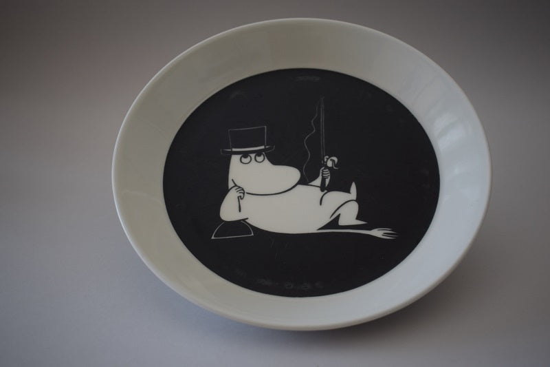 Muumilautanen: Muumipappa tuumiskelee, musta (2002-2007)