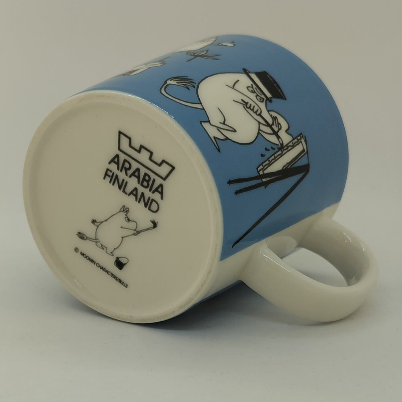 Moomin Mug: Painting Moomins, Blue (1990-1996) 