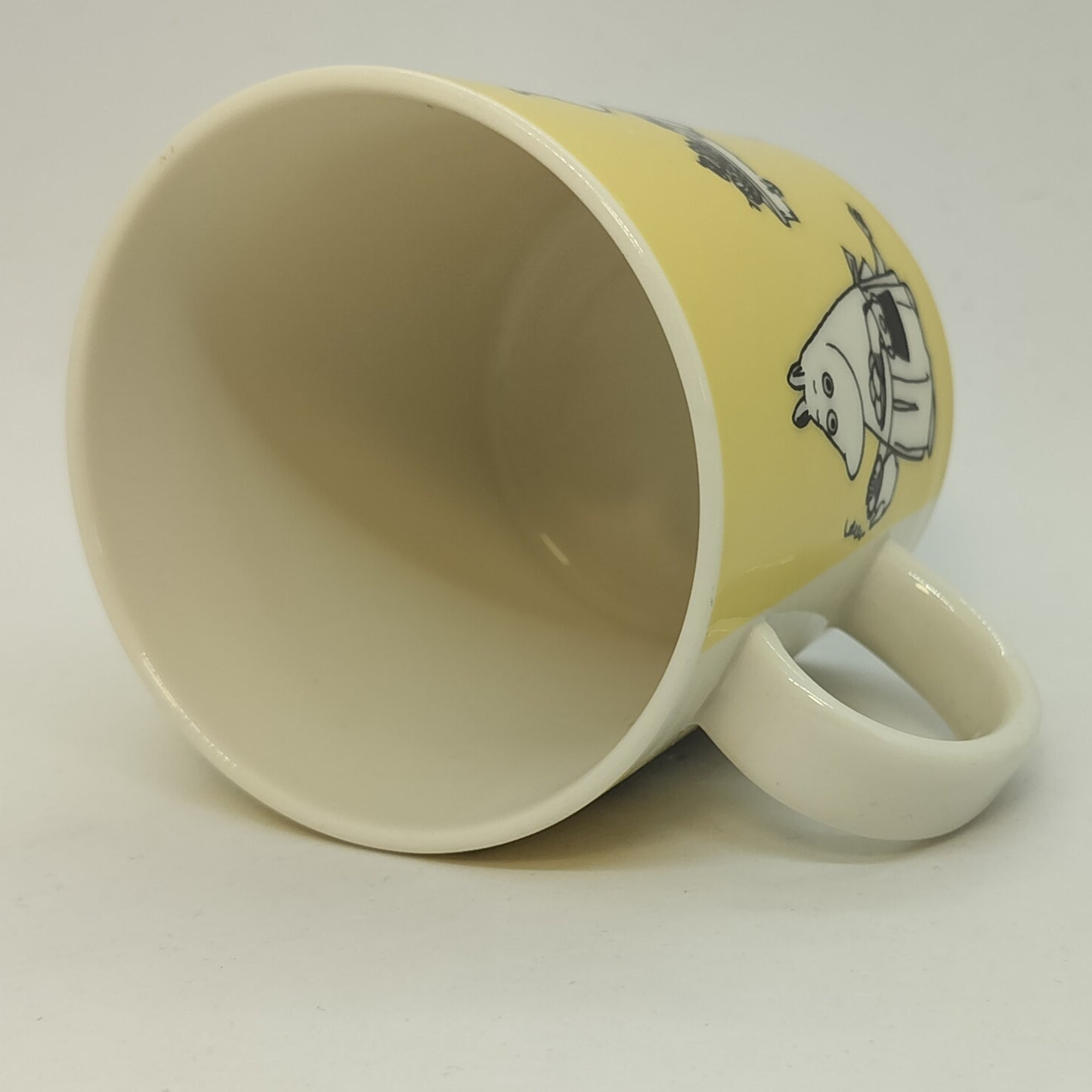 Moomin Mug: Moominmamma Yellow (1990-1996) (Well used -1)