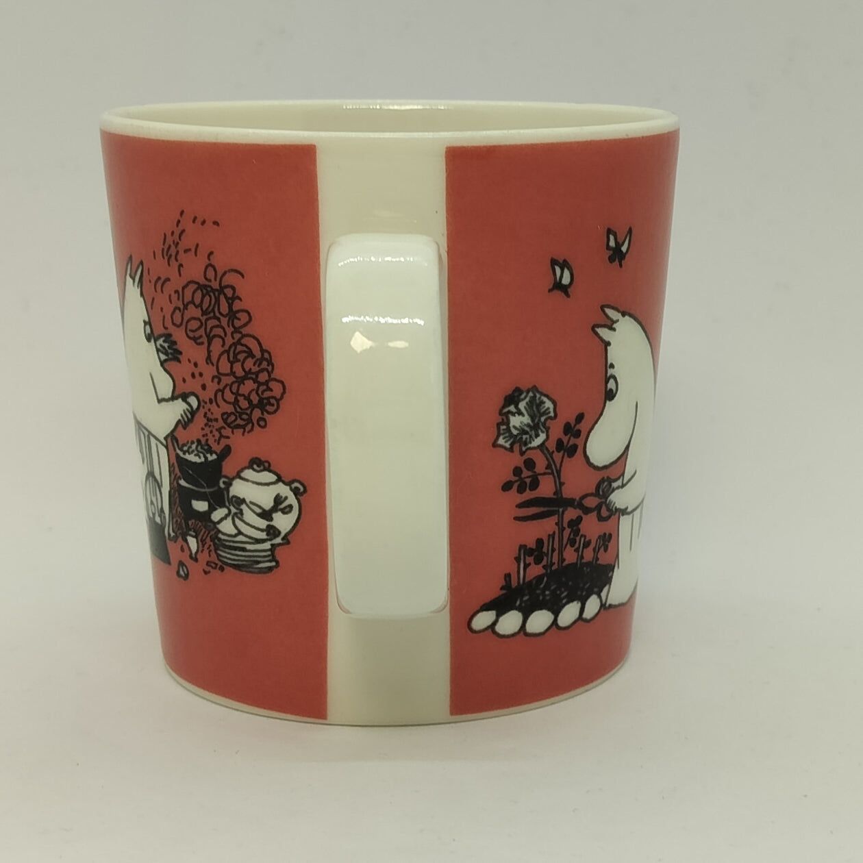 Moomin mug: Dark Rose, Moominmamma (1991-1999) (Well used -1)