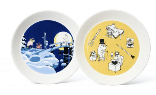 Collectable Moomin Plates: 8/10 Winter Night and The Office (2022)
