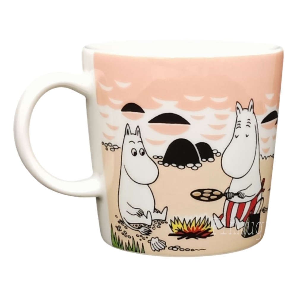 Hardkor jinsiy aloqa it uslubi Ogziga qogirchoqni sikadi